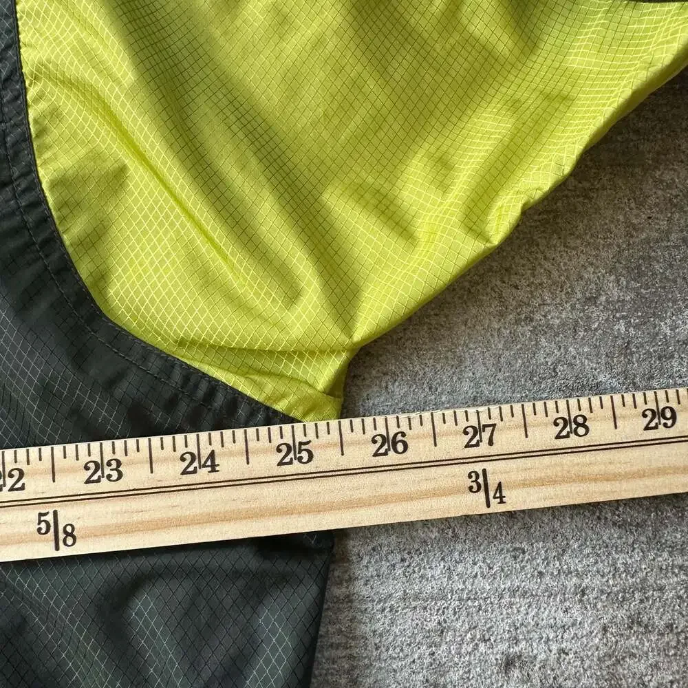 Vintage Nike Windbreaker Jacket Green and Lime Yellow Full Zip Boys Size L 12-14